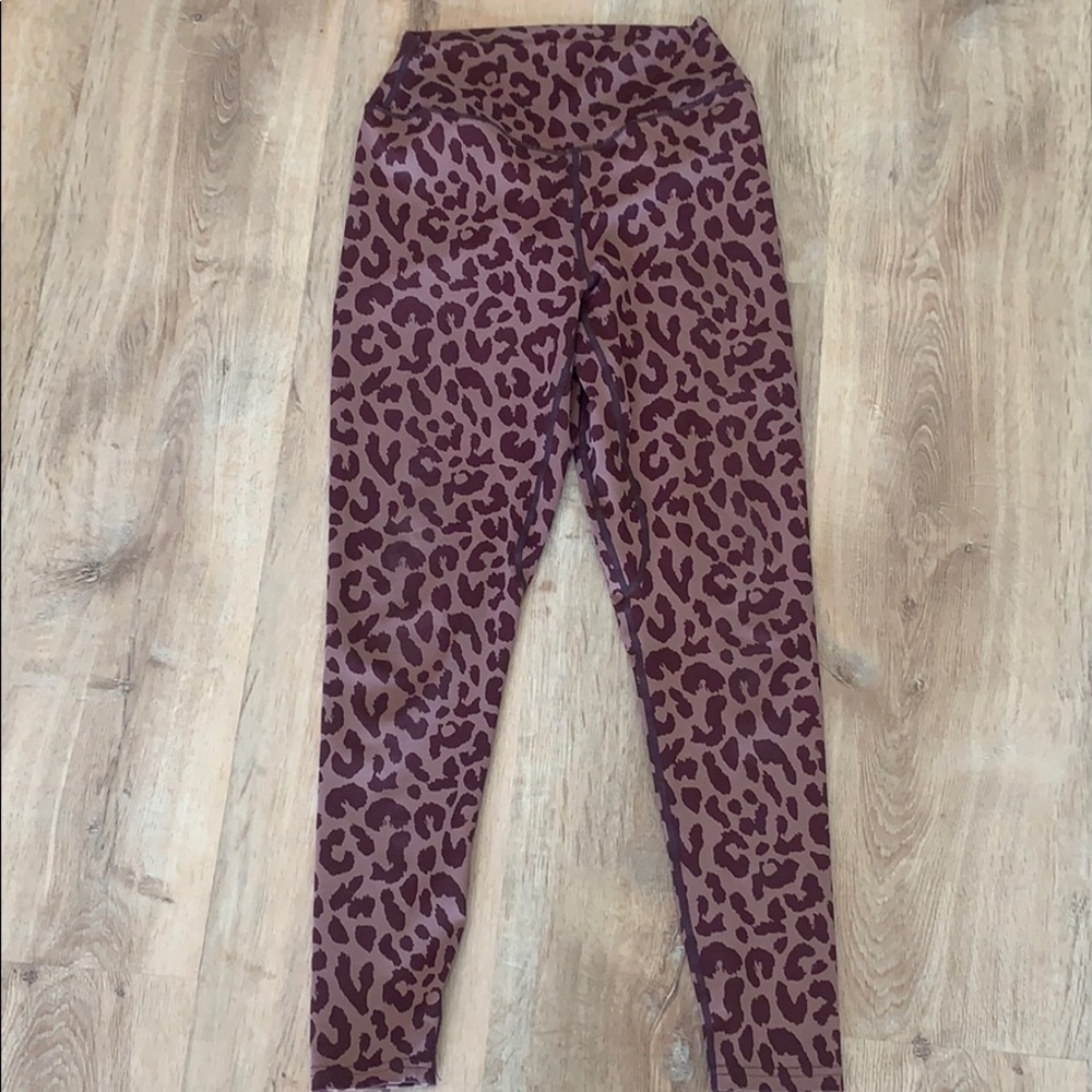 King Cheetah Dusk Legging :)